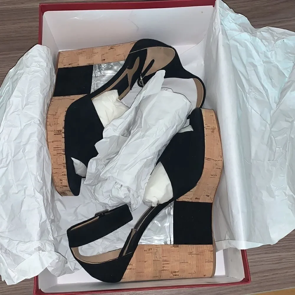 Nib Salvatore Ferragamo wedges